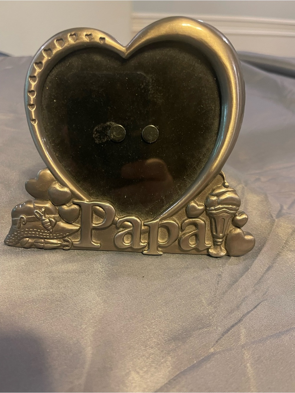 Heart-Shaped 'Papa' Photo Frame in Silver Tone